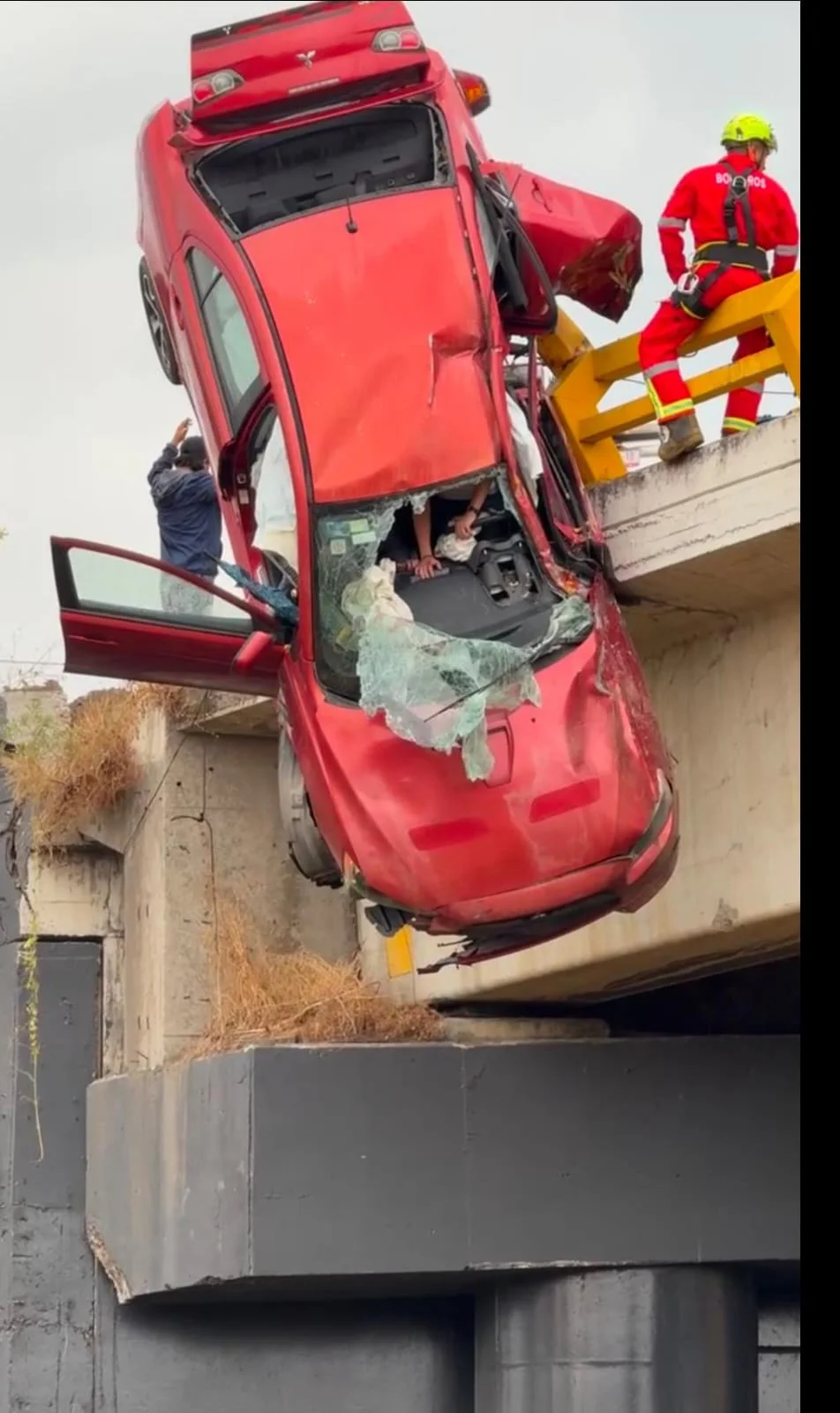 Fatal accidente en el Periférico Ecológico deja una persona sin vida ...