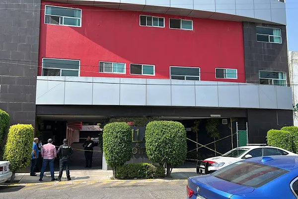 muere hombre en hotel