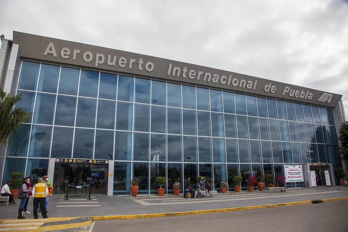 aeropuerto-internacional-puebla-aip-hermanos