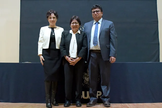 A_Conferencia_66