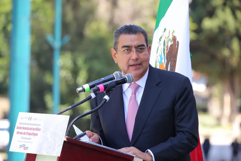 gobernador Sergio Salomón