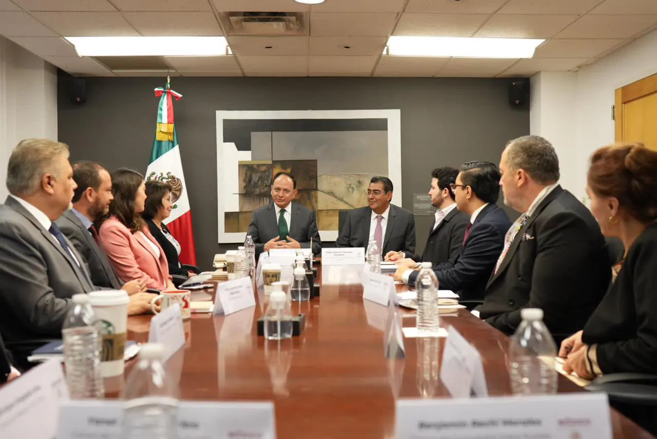gobernador de Puebla eu