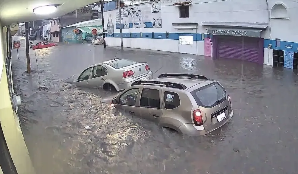 LLUVIAS PUE
