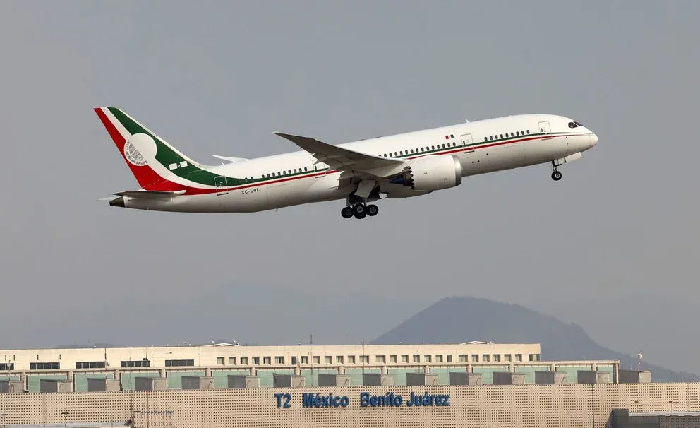 AVIÓN