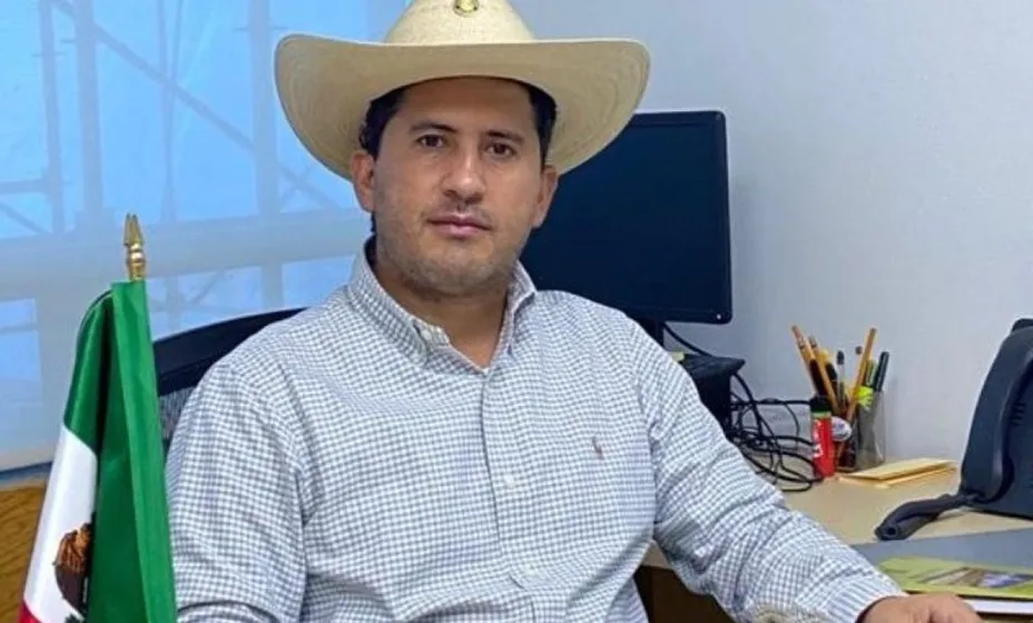 carlos manzo